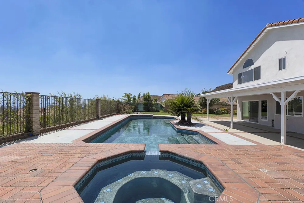 12955 Louise Granada Hills, CA 91344