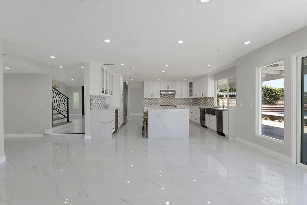 12955 Louise Granada Hills, CA 91344