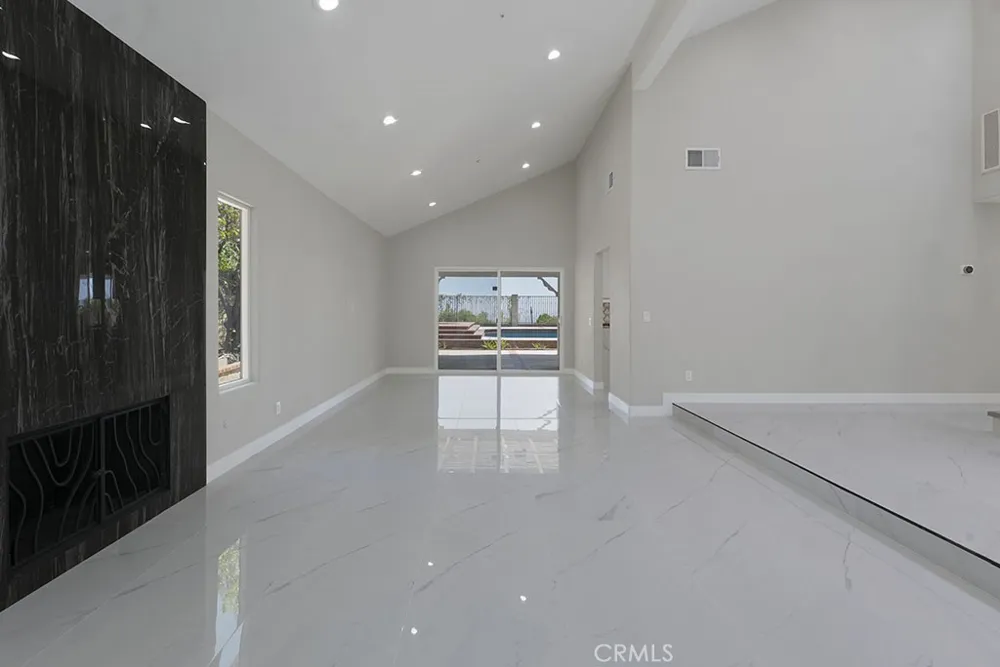 12955 Louise Granada Hills, CA 91344