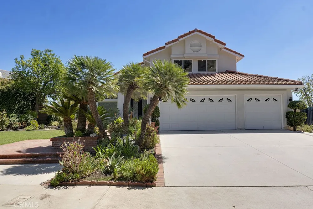 12955 Louise Granada Hills, CA 91344