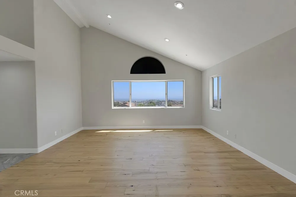 12955 Louise Granada Hills, CA 91344