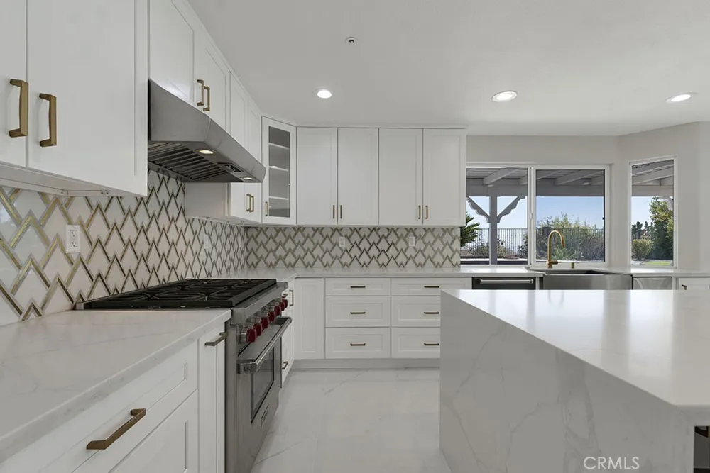 12955 Louise Granada Hills, CA 91344