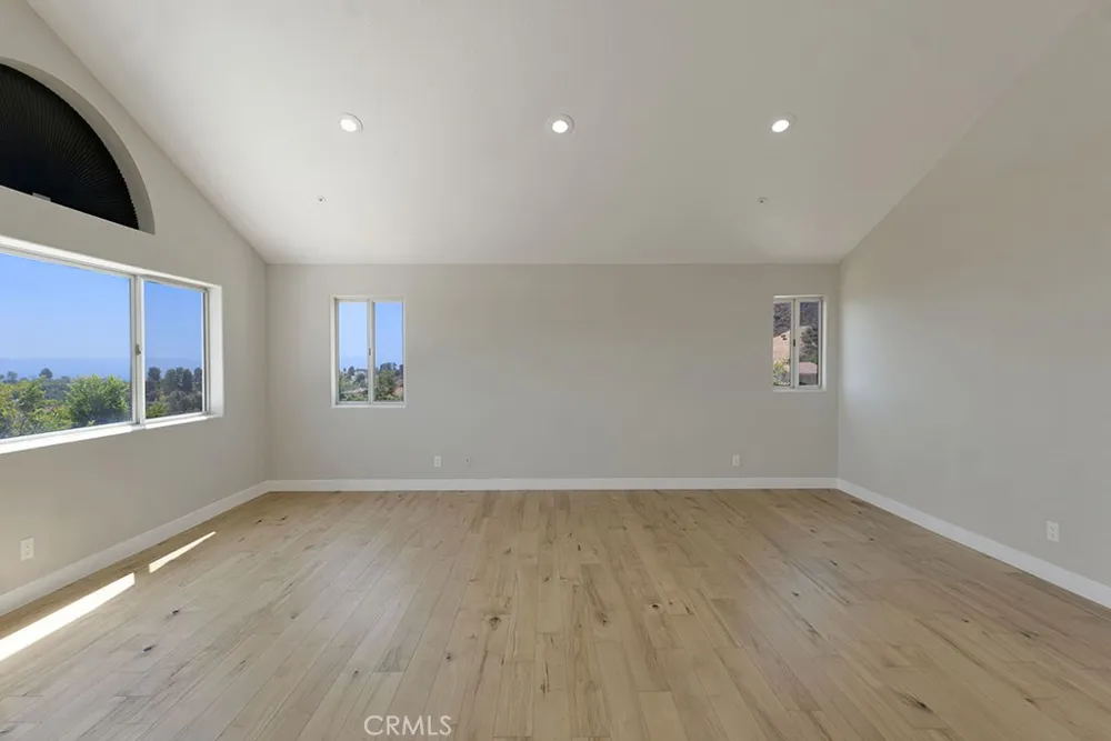 12955 Louise Granada Hills, CA 91344