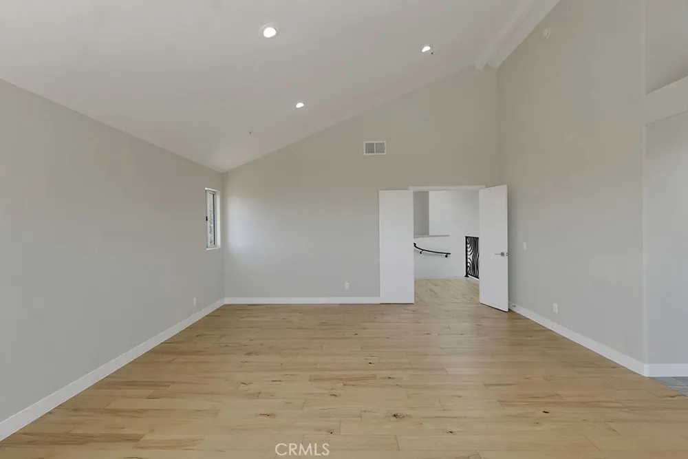 12955 Louise Granada Hills, CA 91344