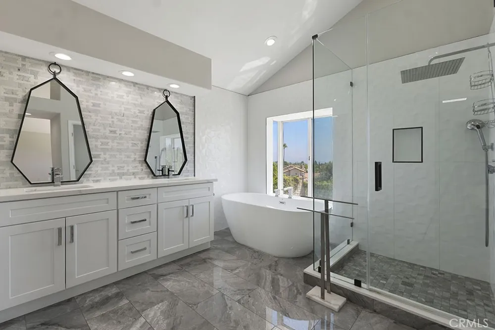 12955 Louise Granada Hills, CA 91344