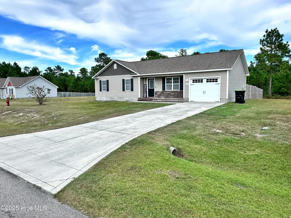 308 Basil Court Hubert, NC 28539