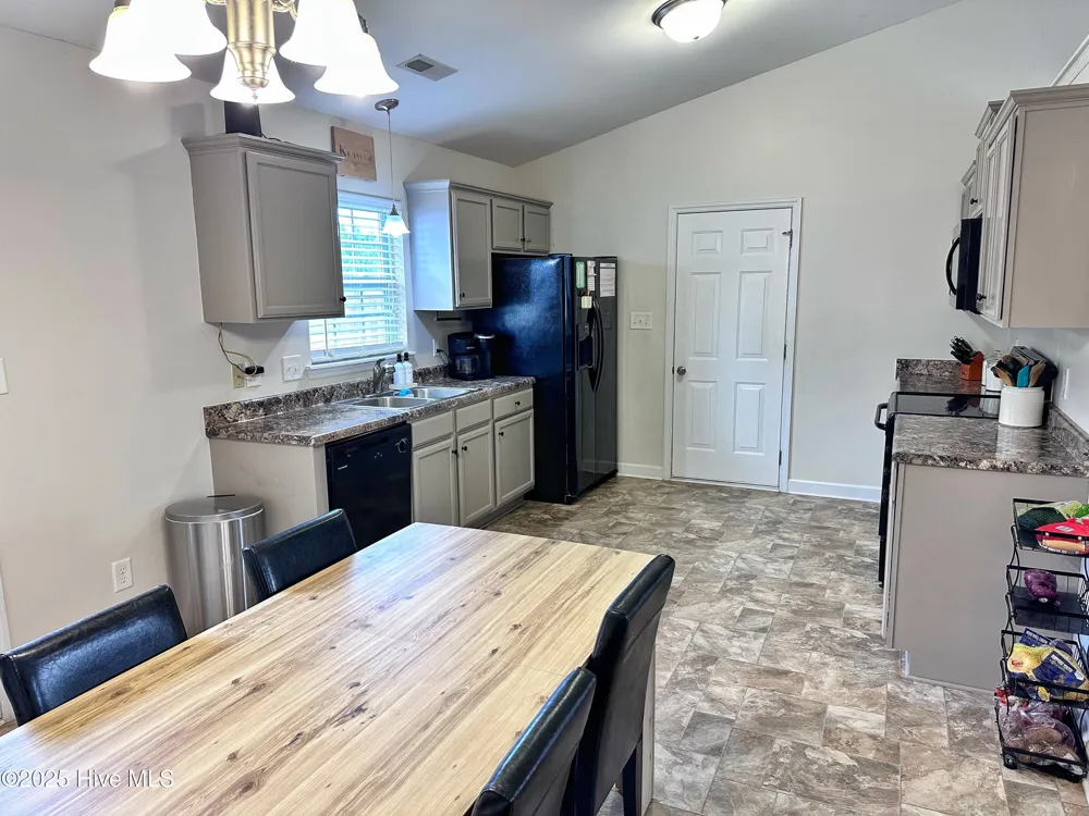 308 Basil Court Hubert, NC 28539