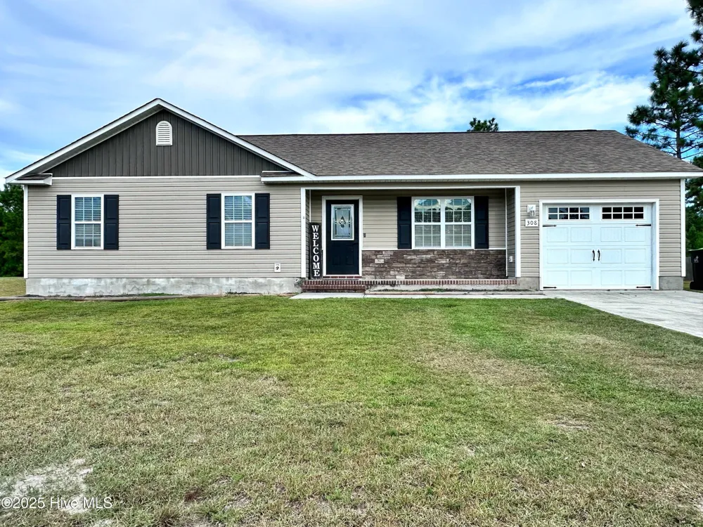308 Basil Court Hubert, NC 28539