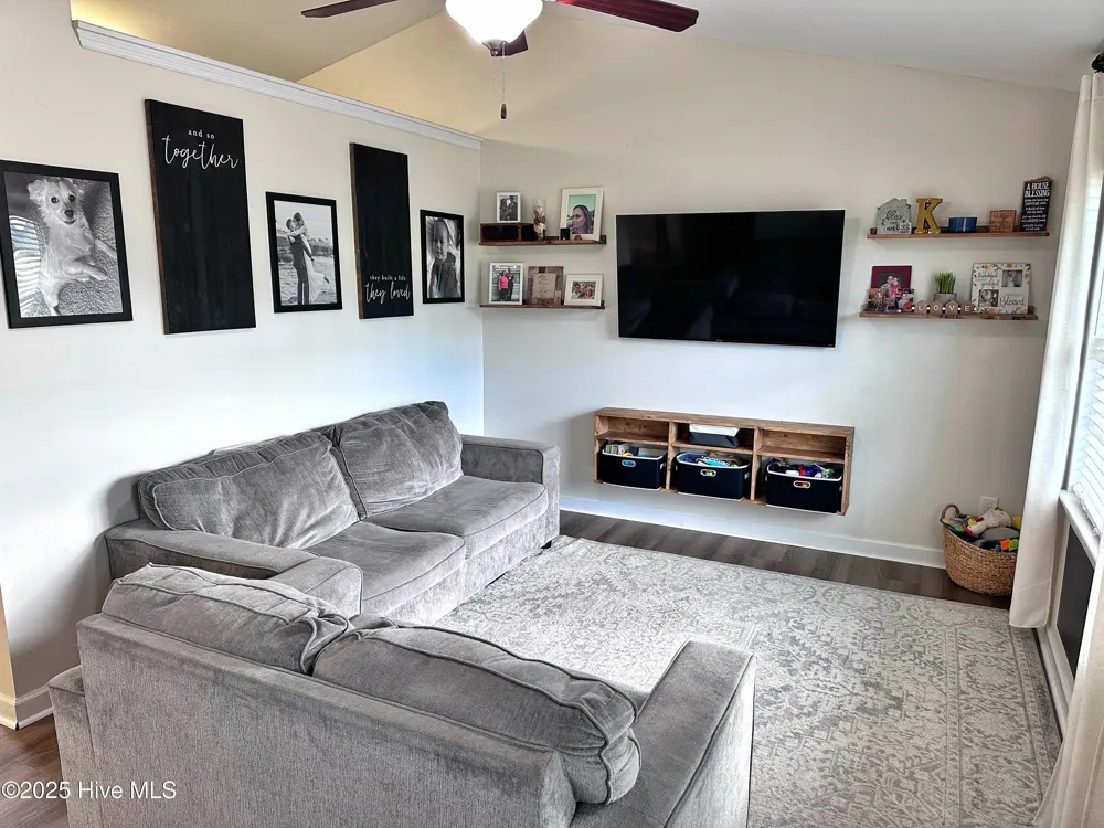 308 Basil Court Hubert, NC 28539