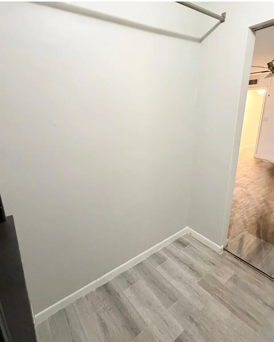 3186 VIA POINCIANA #115 Lake Worth, FL 33467