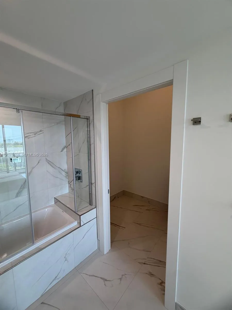 1170 E HALLANDALE BEACH BLVD #502 Hallandale Beach, FL 33009