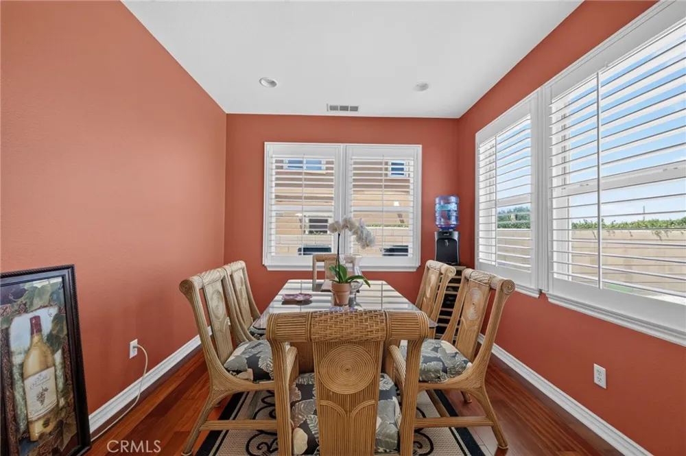8418 Lourenco Lane Eastvale, CA 92880