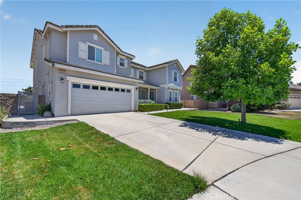 8418 Lourenco Lane Eastvale, CA 92880