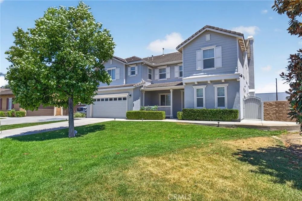8418 Lourenco Lane Eastvale, CA 92880