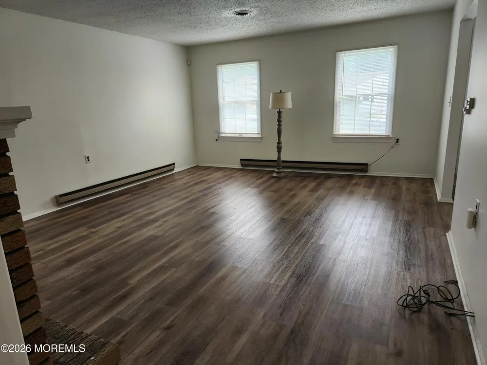 206 Yorktowne Drive Little Egg Harbor, NJ 08087