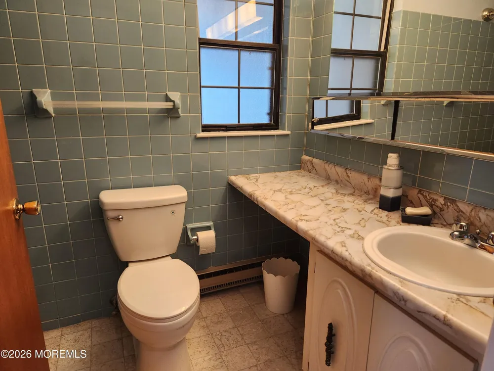 206 Yorktowne Drive Little Egg Harbor, NJ 08087