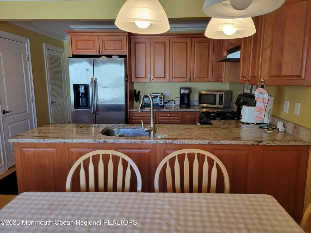 27 Broadway Point Pleasant Beach, NJ 08742