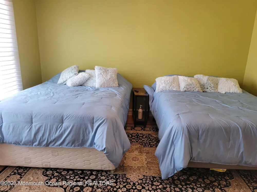 27 Broadway Point Pleasant Beach, NJ 08742