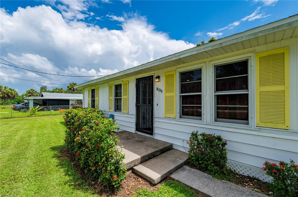 809 BURLAND STREET Punta Gorda, FL 33950