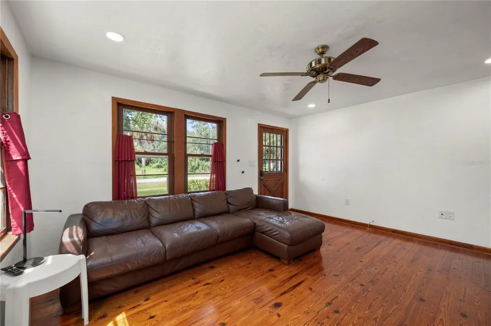 809 BURLAND STREET Punta Gorda, FL 33950