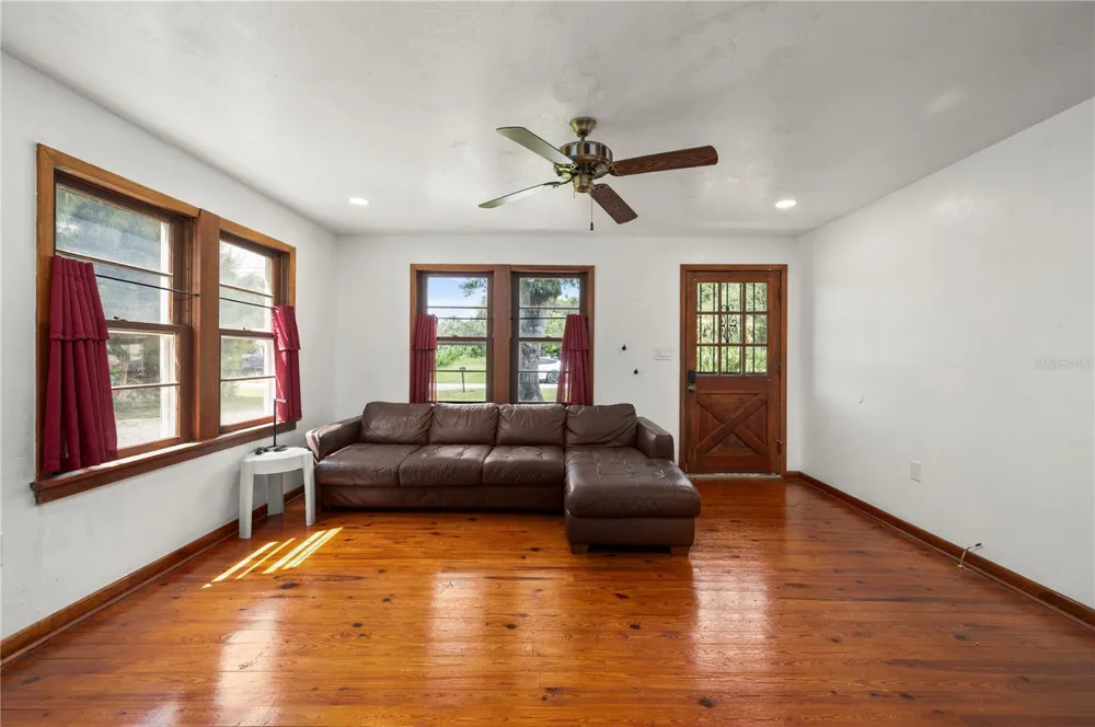 809 BURLAND STREET Punta Gorda, FL 33950