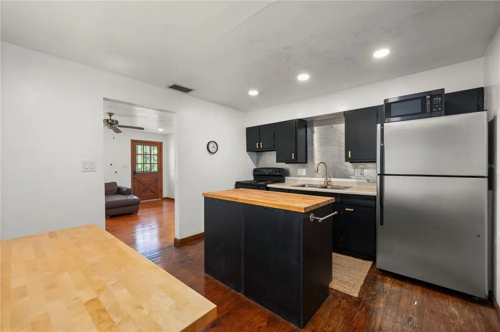 809 BURLAND STREET Punta Gorda, FL 33950