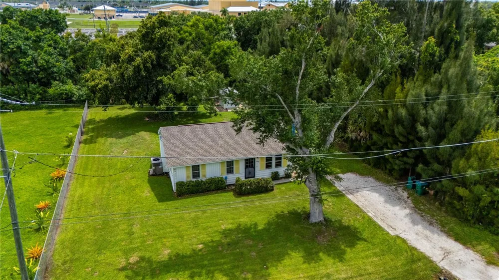 809 BURLAND STREET Punta Gorda, FL 33950
