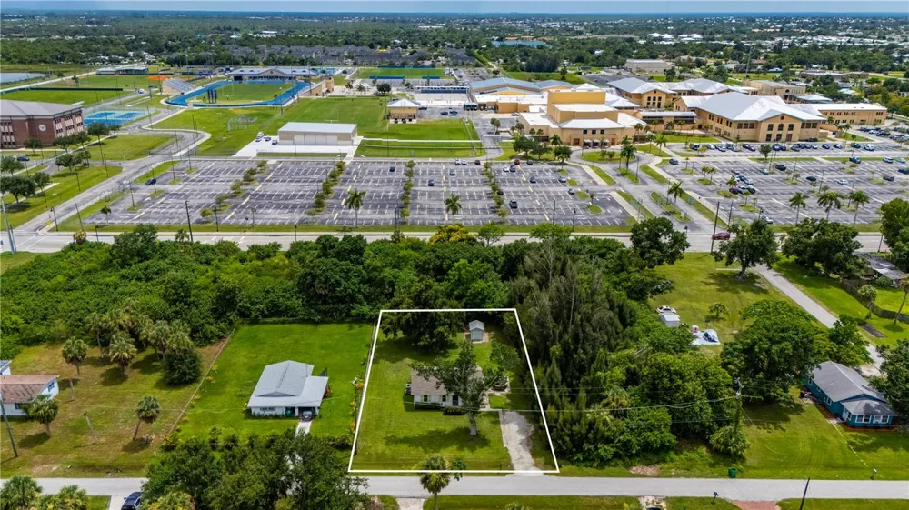 809 BURLAND STREET Punta Gorda, FL 33950