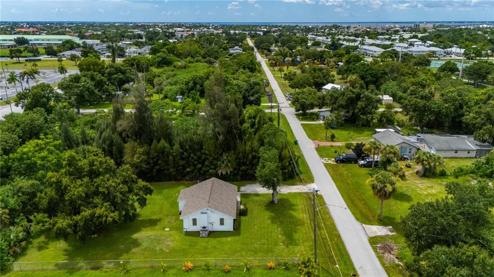 809 BURLAND STREET Punta Gorda, FL 33950