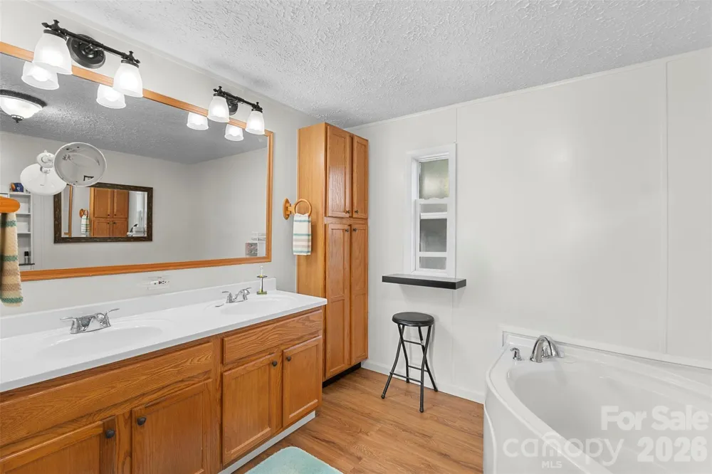 949 Riverview Road Extension Lexington, NC 27292