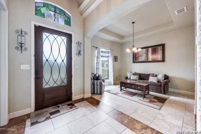 112 S ABREGO XING Floresville, TX 78114