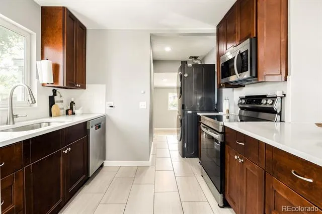 1860 W Arkansas Avenue Denver, CO 80223