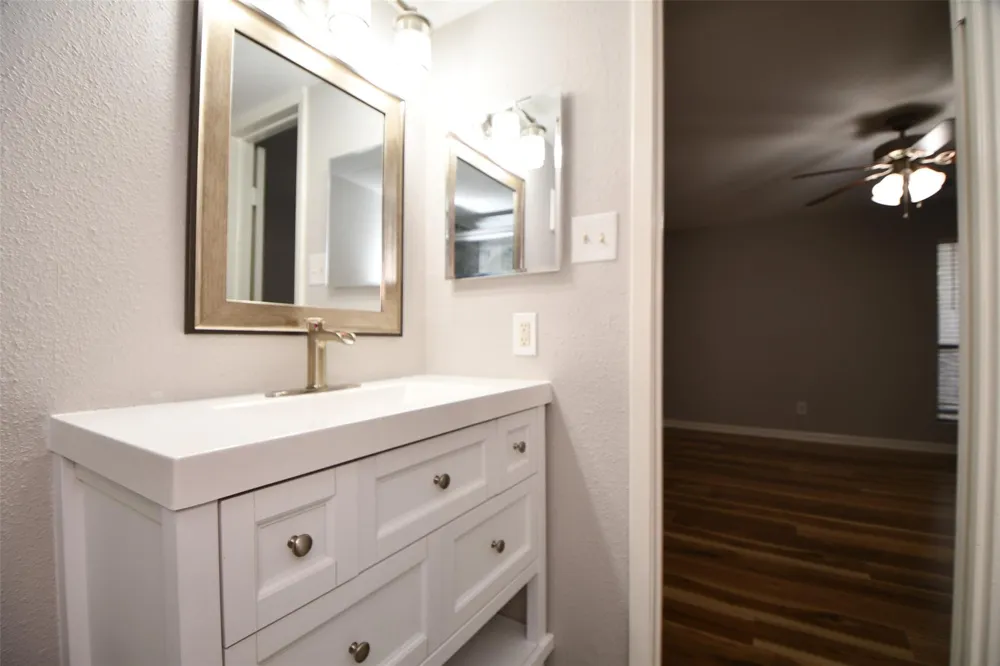 12955 Woodforest Boulevard #20 Houston, TX 77015