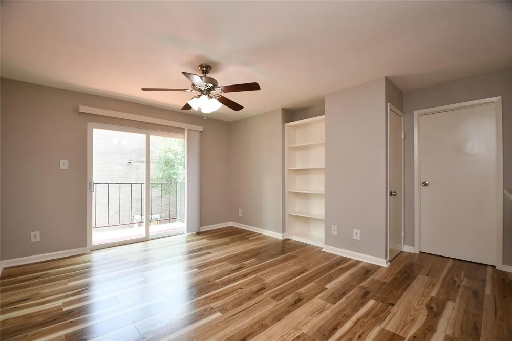 12955 Woodforest Boulevard #20 Houston, TX 77015