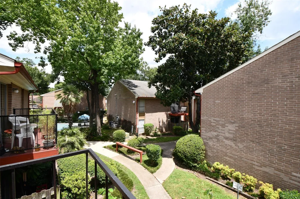 12955 Woodforest Boulevard #20 Houston, TX 77015