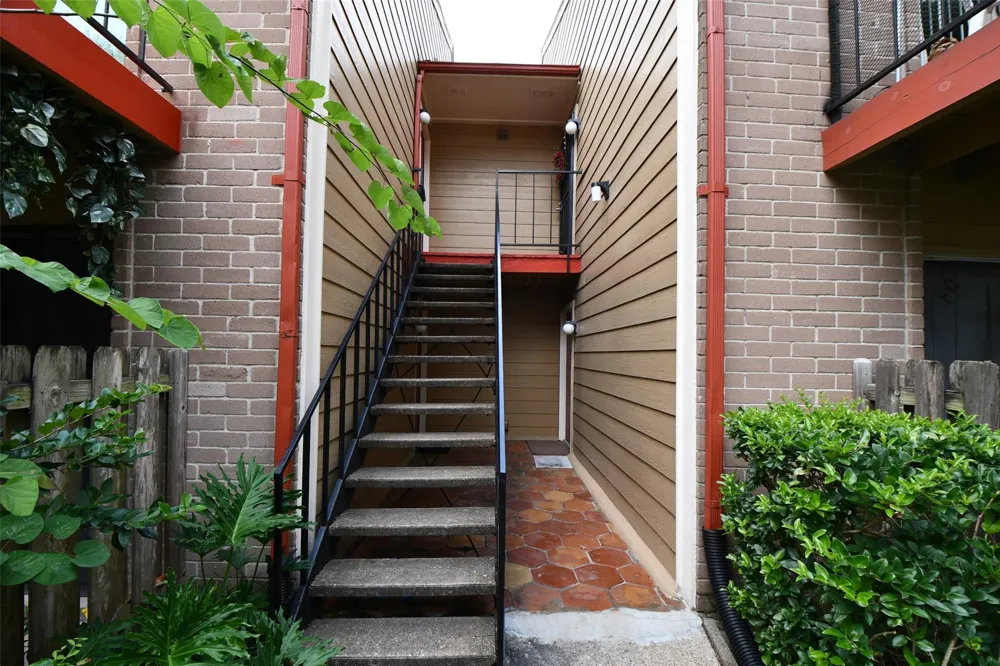 12955 Woodforest Boulevard #20 Houston, TX 77015