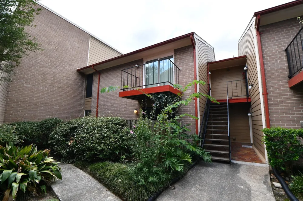 12955 Woodforest Boulevard #20 Houston, TX 77015