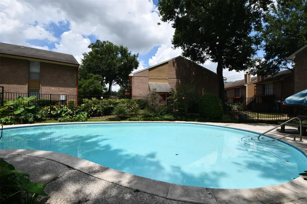 12955 Woodforest Boulevard #20 Houston, TX 77015