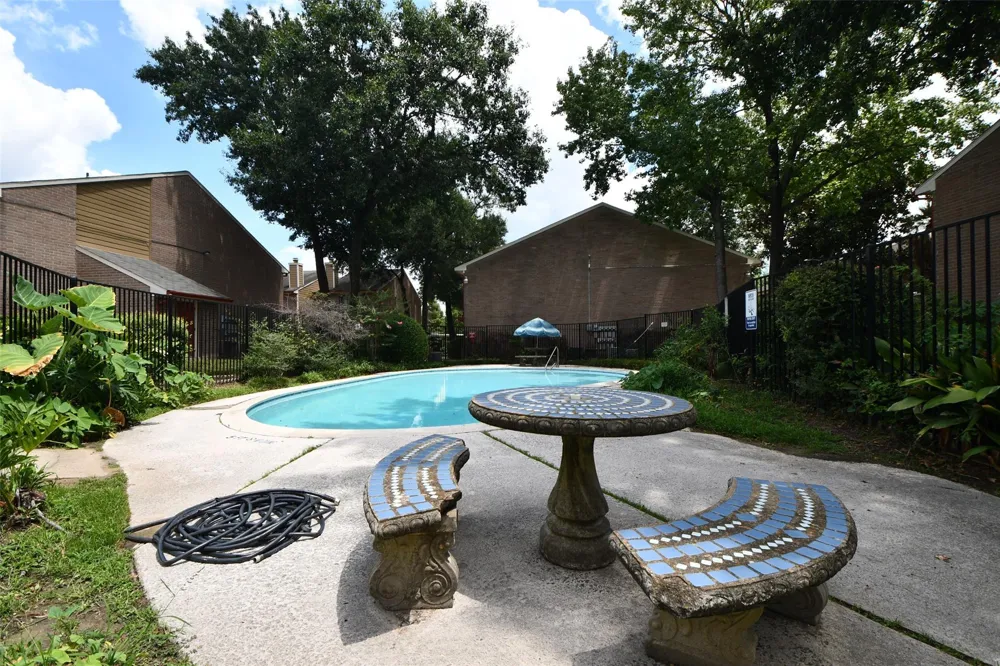 12955 Woodforest Boulevard #20 Houston, TX 77015
