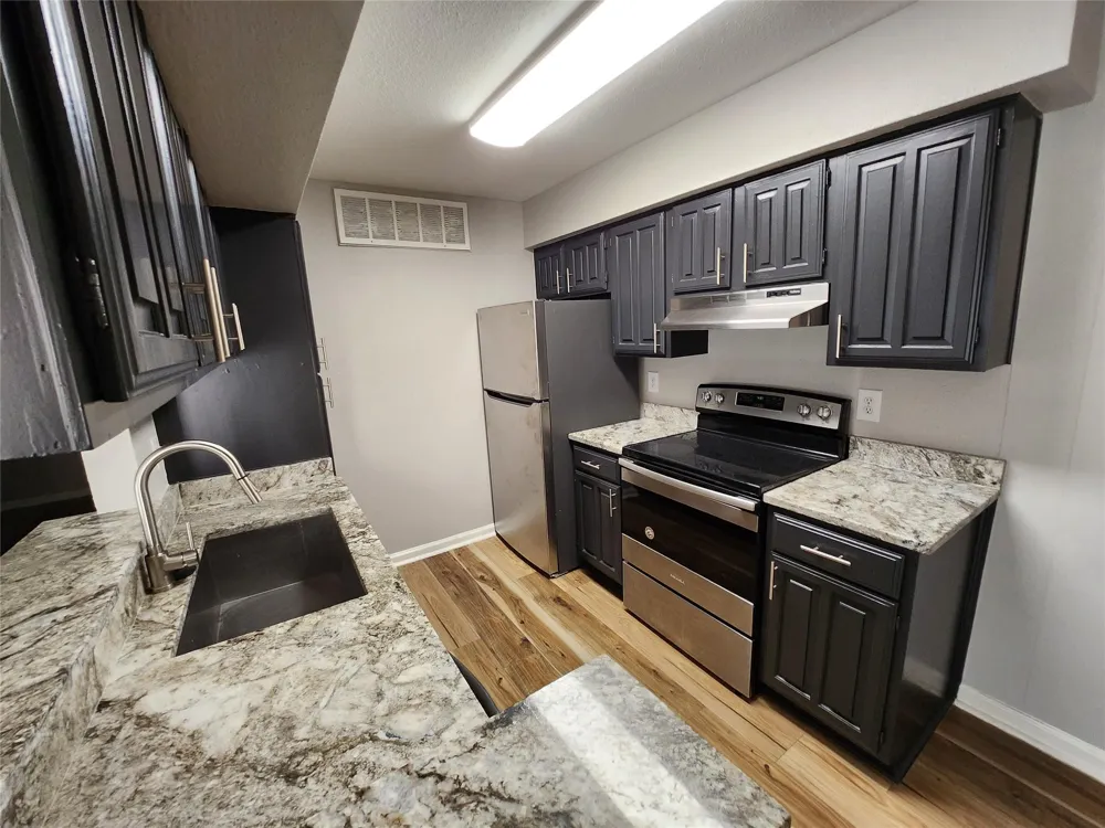 12955 Woodforest Boulevard #20 Houston, TX 77015