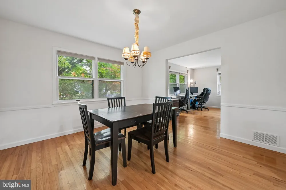 3 DARVEL DRIVE Princeton Junction, NJ 08550