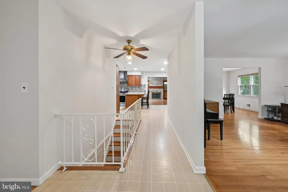 3 DARVEL DRIVE Princeton Junction, NJ 08550