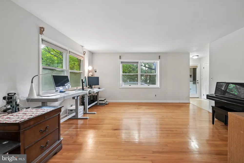 3 DARVEL DRIVE Princeton Junction, NJ 08550
