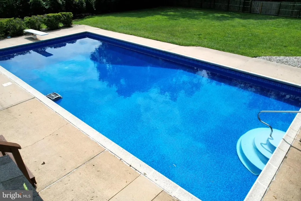 3 DARVEL DRIVE Princeton Junction, NJ 08550