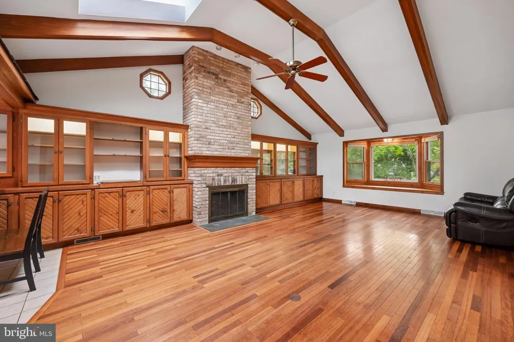 3 DARVEL DRIVE Princeton Junction, NJ 08550