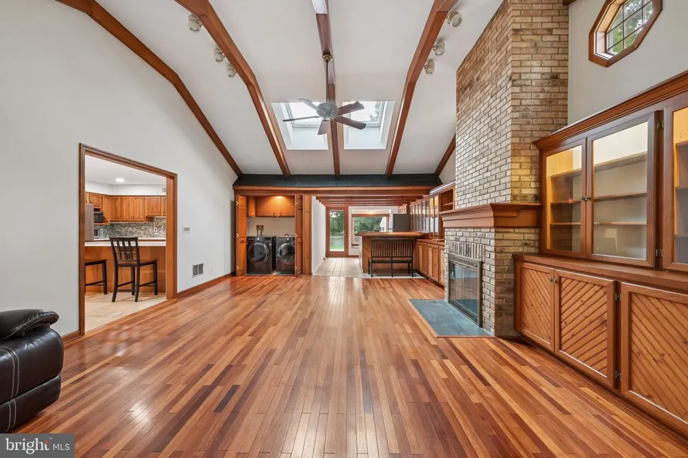 3 DARVEL DRIVE Princeton Junction, NJ 08550