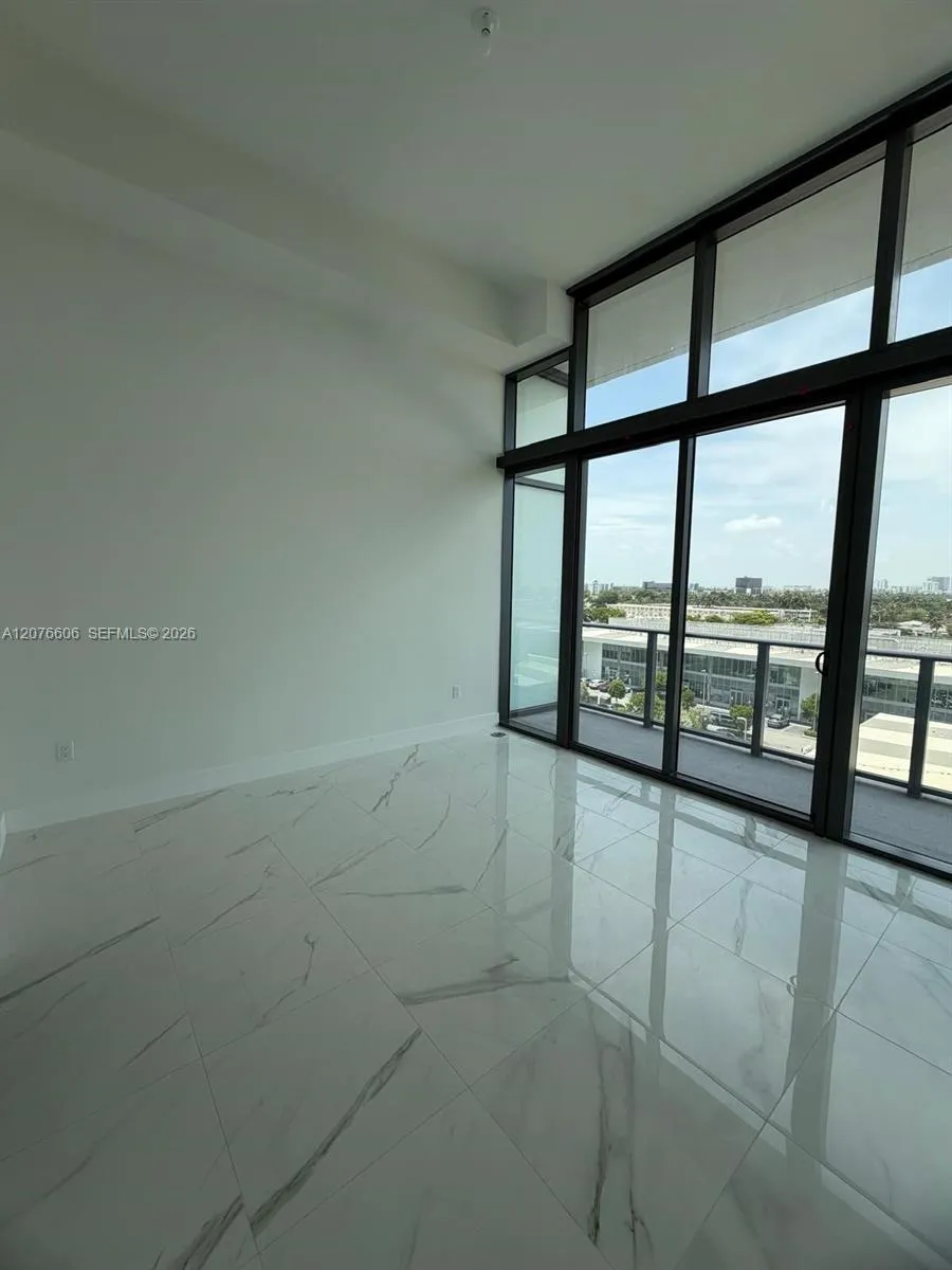 1170 E HALLANDALE BEACH BLVD #607 Hallandale Beach, FL 33009