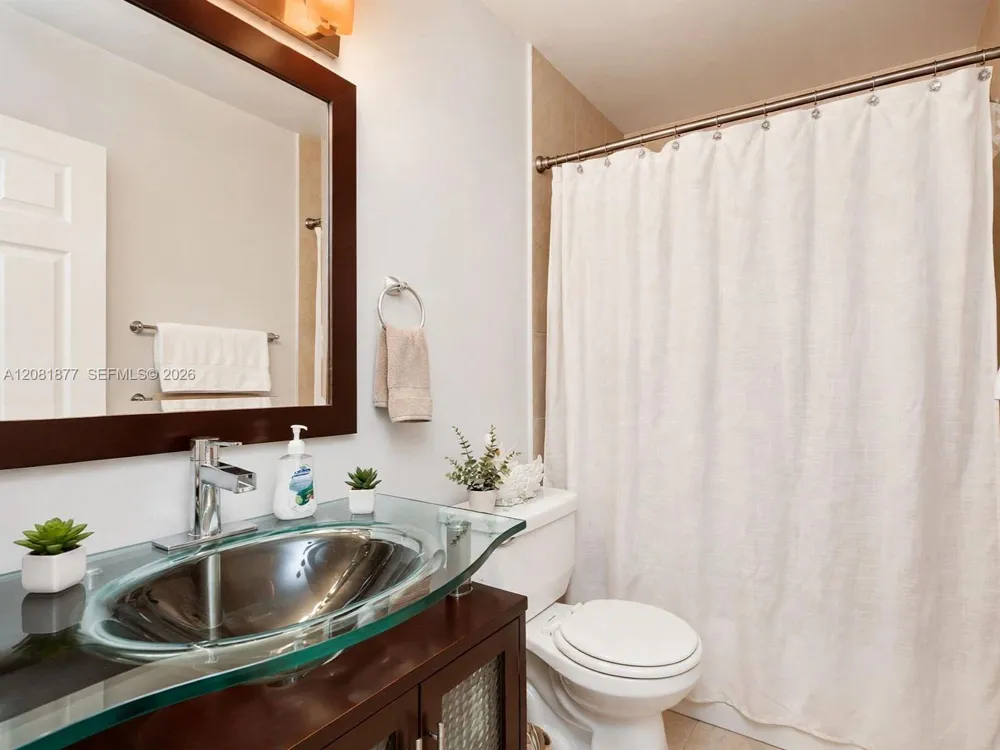 5200 NW 31st Ave #153 Fort Lauderdale, FL 33309