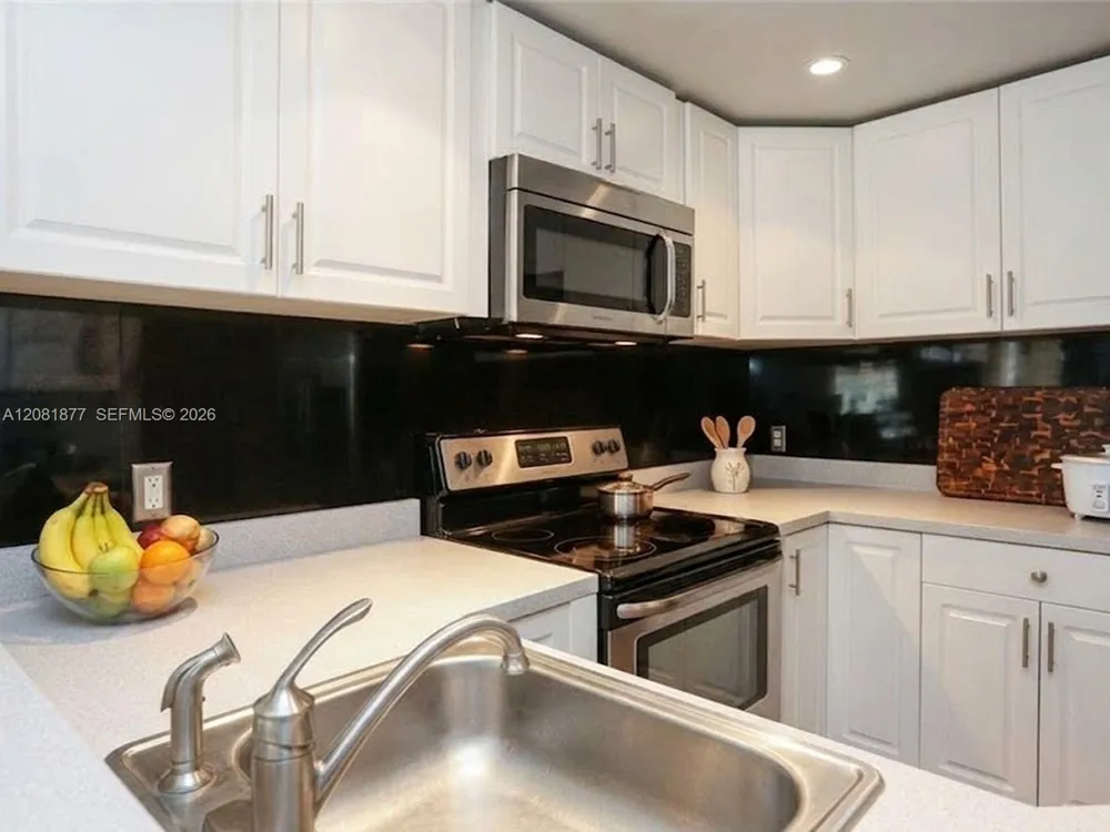 5200 NW 31st Ave #153 Fort Lauderdale, FL 33309
