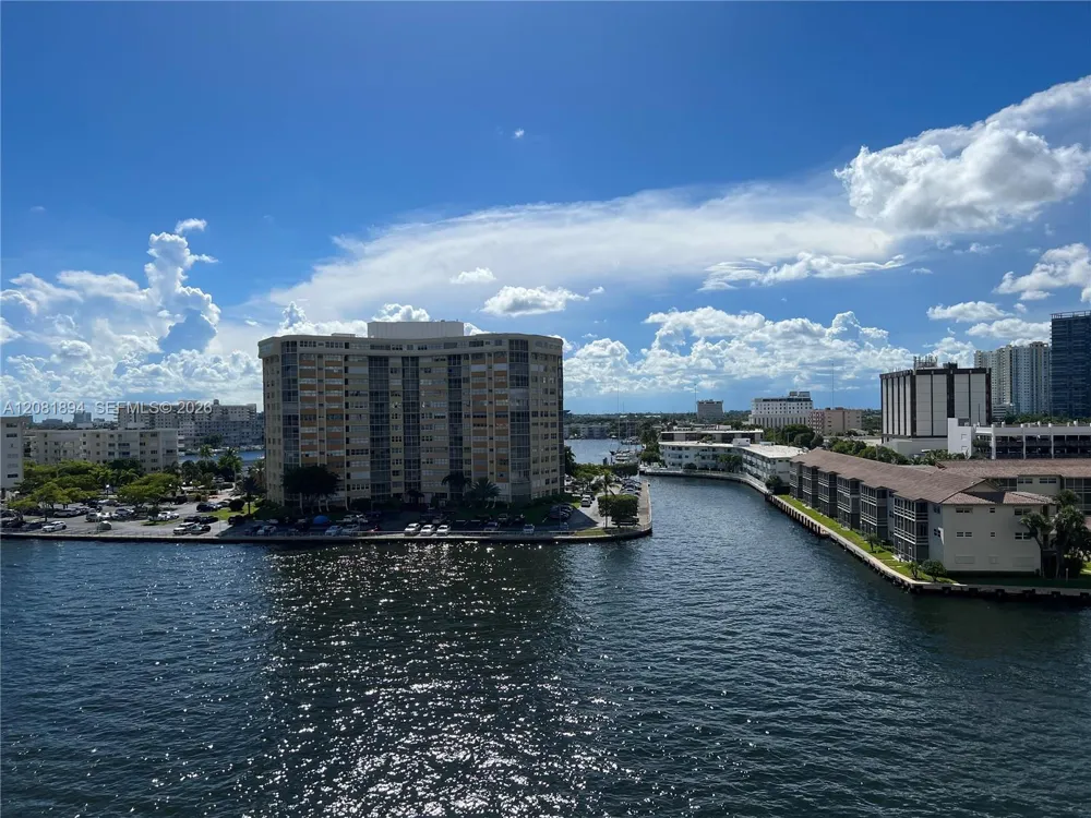 1833 S Ocean Dr #812 Hallandale Beach, FL 33009